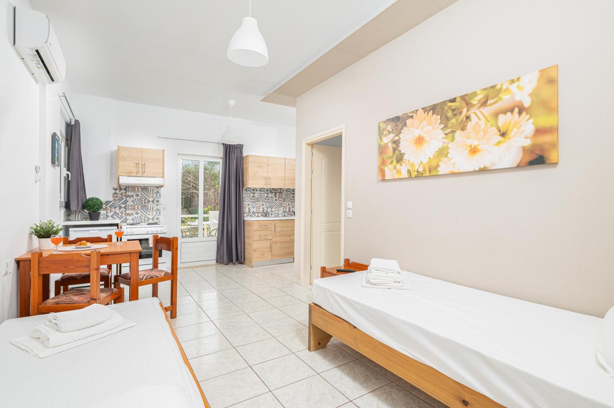 הרסוניסוס Mylos Apartments Anissaras מראה חיצוני תמונה