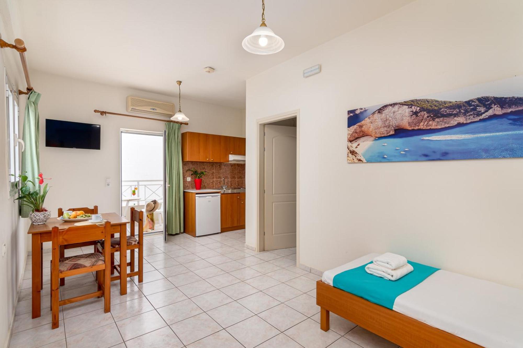 הרסוניסוס Mylos Apartments Anissaras מראה חיצוני תמונה